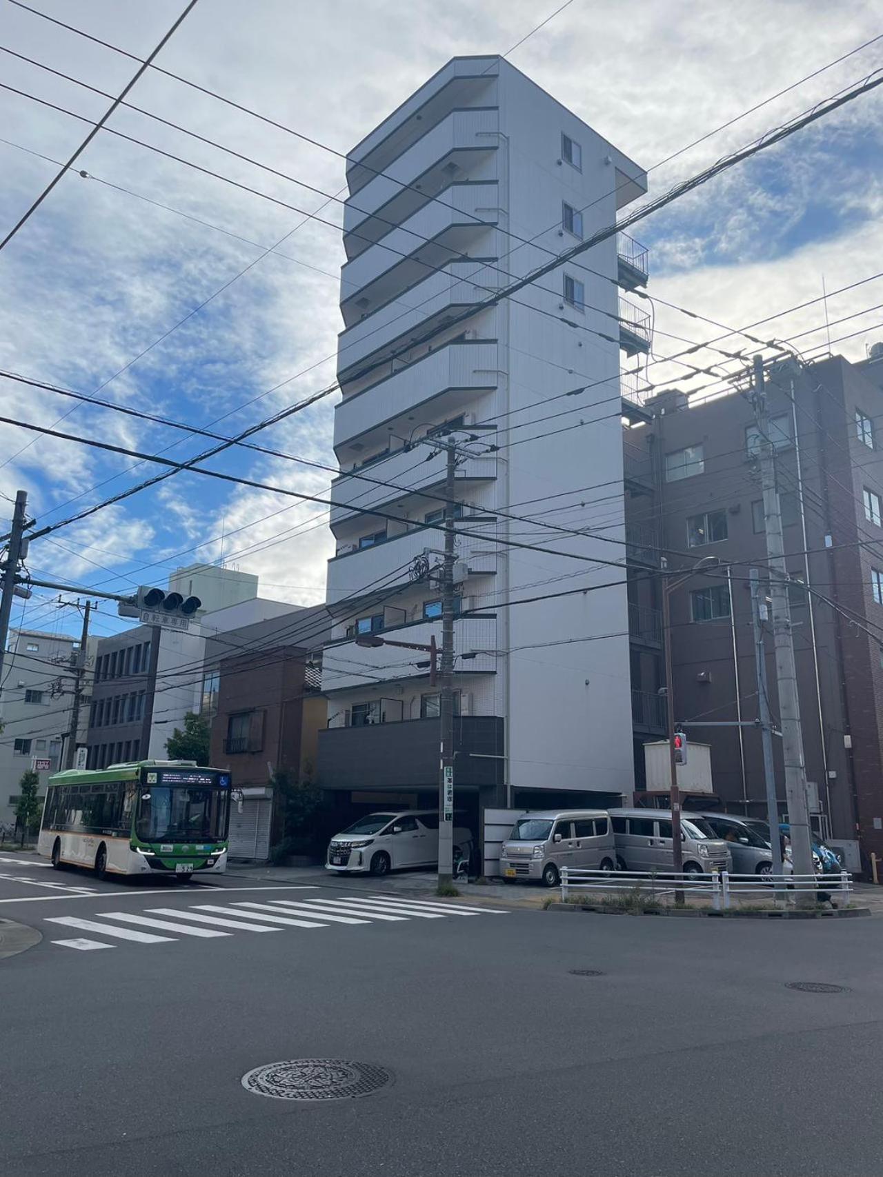 Apartemen Calum Asakusa Imado Tokyoカルム浅草今戸ダブルルーム新築民泊東京浅草隅田川今戸神社近くスカイツリー見えるコンビニコインランドリー近くある浅草駅まで徒歩圏内アクセス便利成田空港羽田空港銀座渋谷東京駅直通